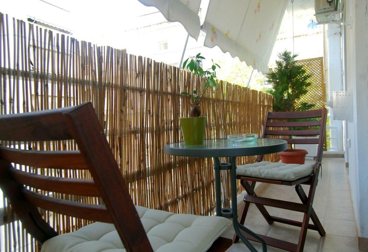 Central & Comfortable, 70M² Apt In Neos Kosmos เอเธนส์ ภายนอก รูปภาพ